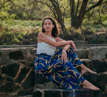 Load image into Gallery viewer, Women’s Pūhano Palazzo Pant